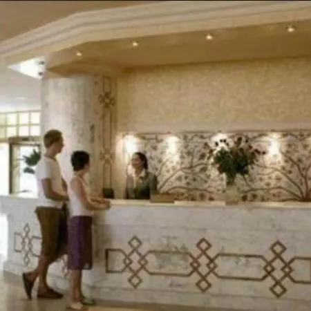 Delphin Habib-3